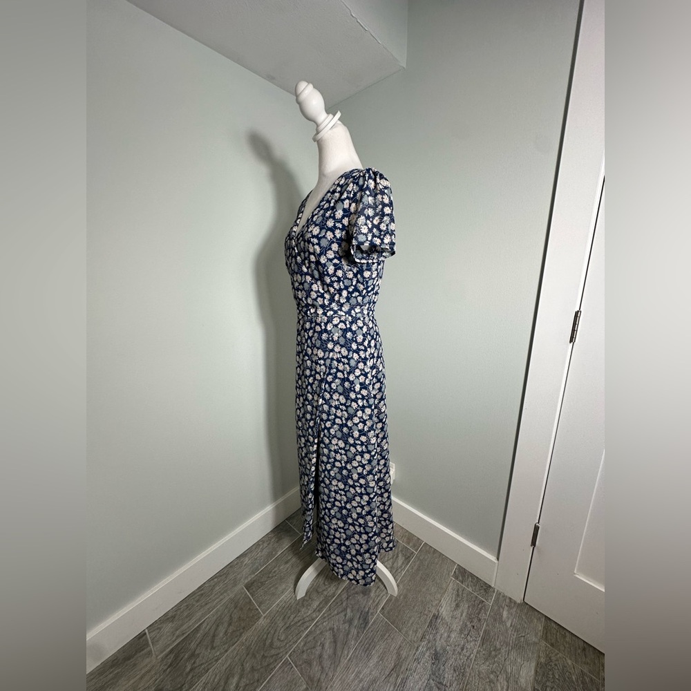 Madewell Wrap-Front Midi Dress in French Floral Size 6 - Picture 6 of 17